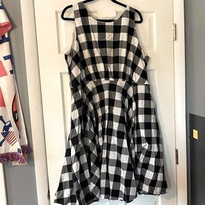 Black and white gingham dress with pockets